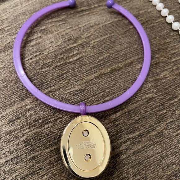 Disney Princess Jasmine Choker - Picture 2 of 5